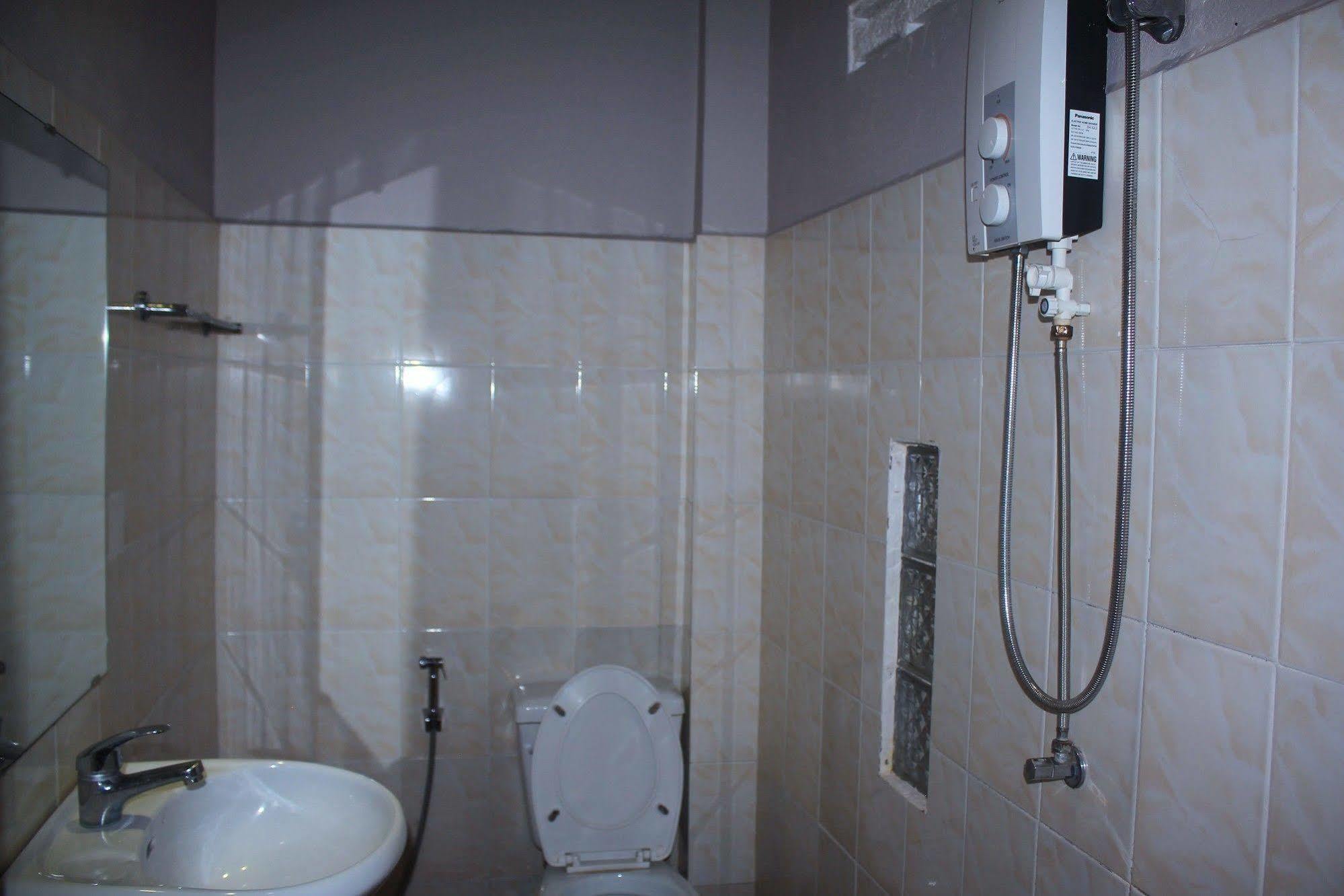 Botanica Hotel Kep Ngoại thất bức ảnh