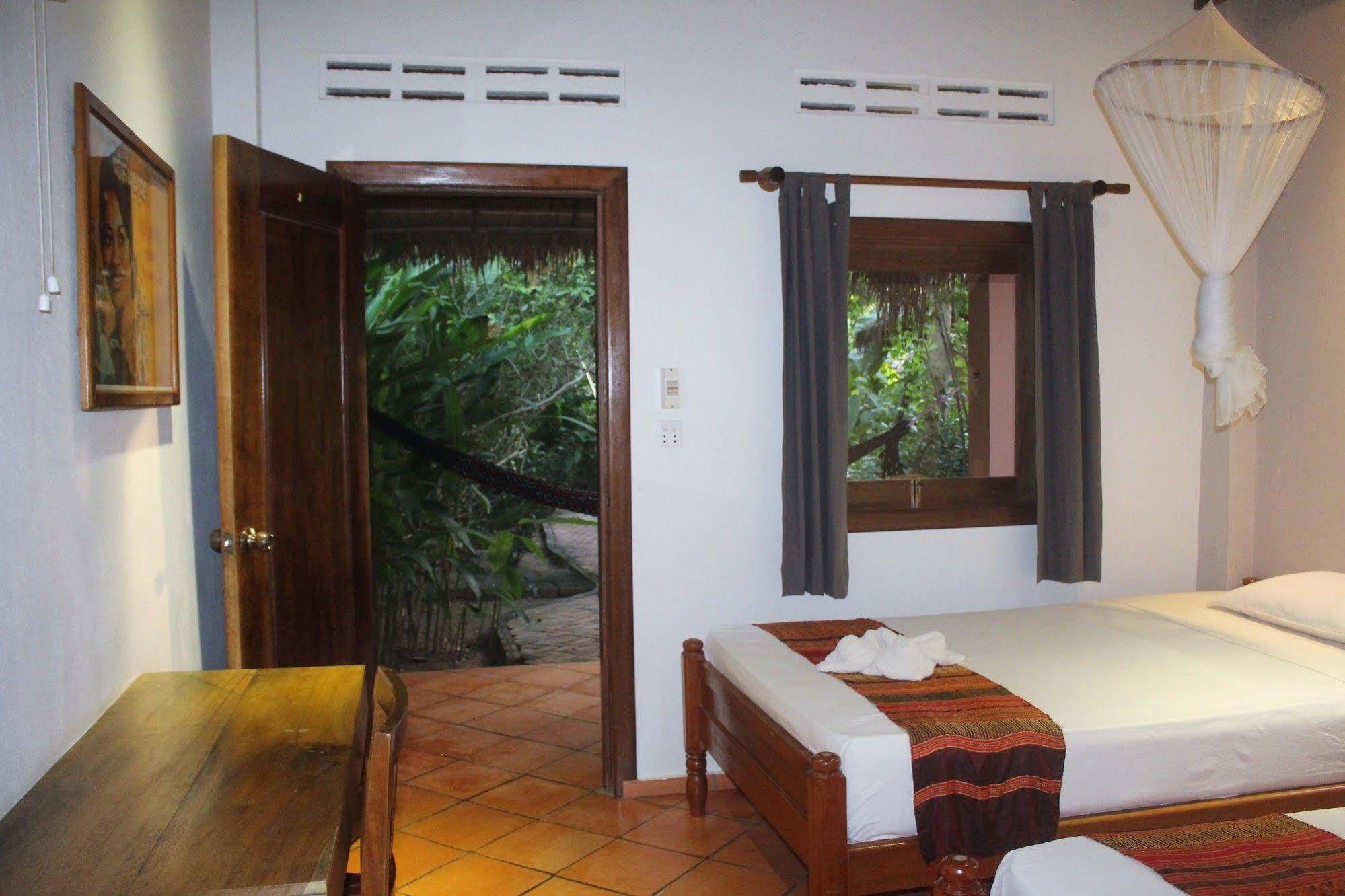 Botanica Hotel Kep Ngoại thất bức ảnh
