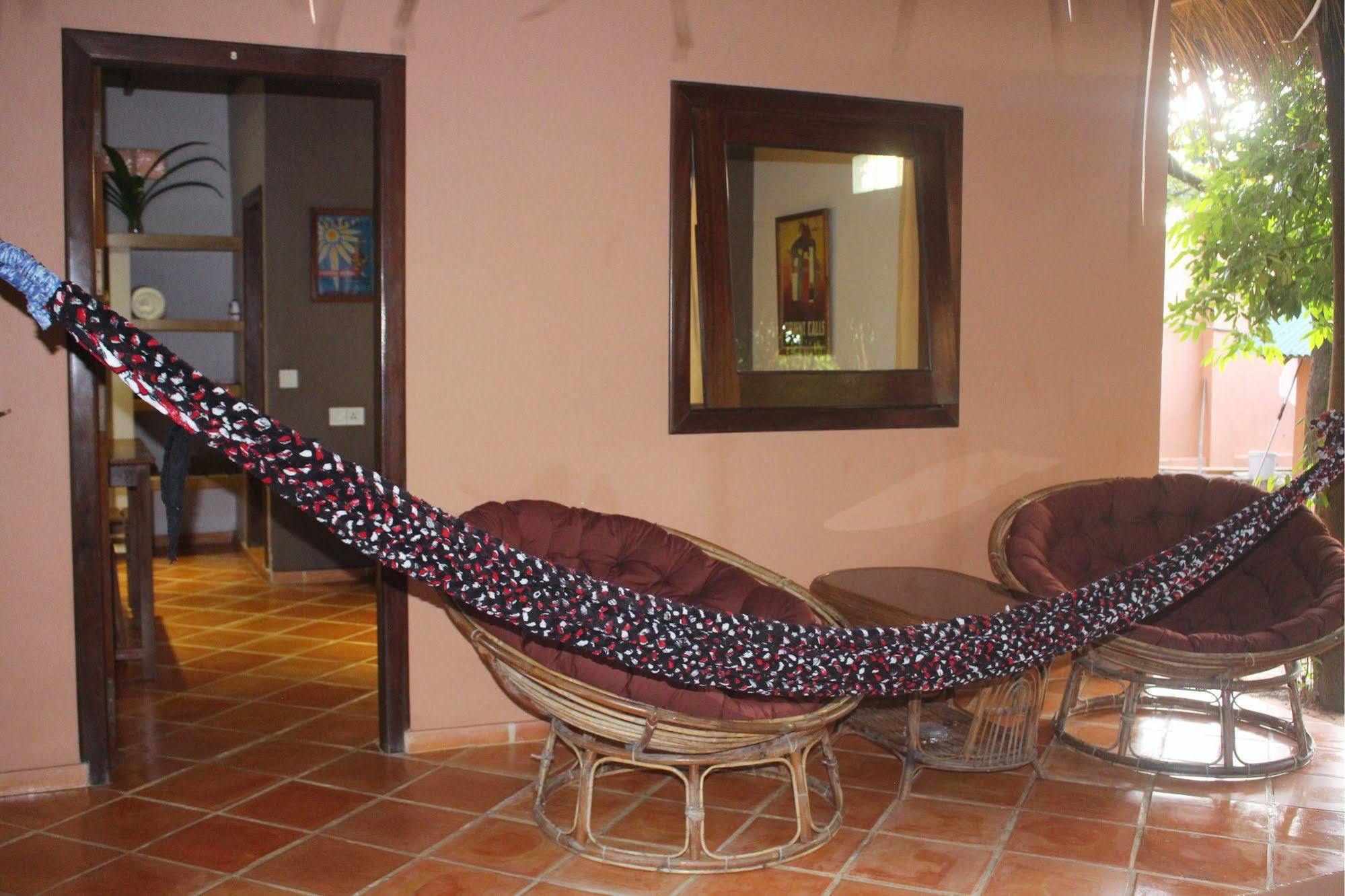 Botanica Hotel Kep Ngoại thất bức ảnh