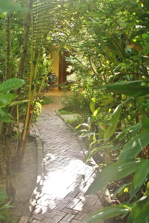 Botanica Hotel Kep Ngoại thất bức ảnh