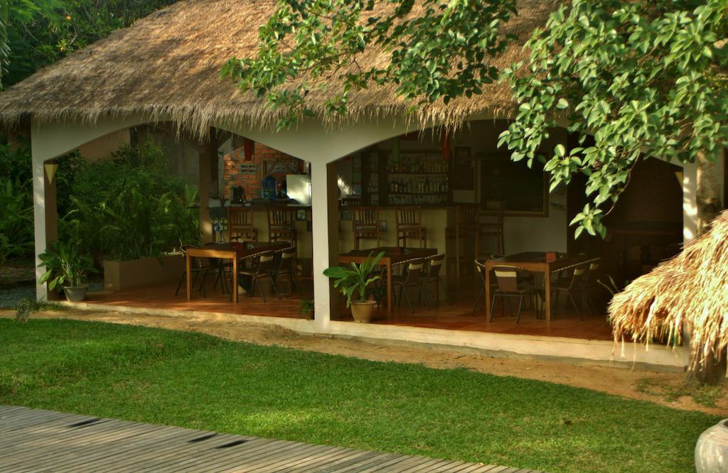 Botanica Hotel Kep Ngoại thất bức ảnh
